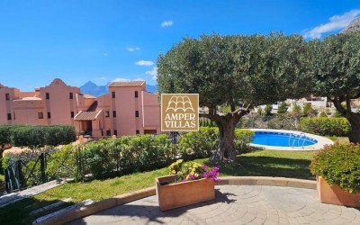 Beautiful and spacious duplex apartment with panoramic views.